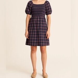 Madewell Lucie Puff-Sleeve Smocked Mini
Dress in Rockfern Plaid